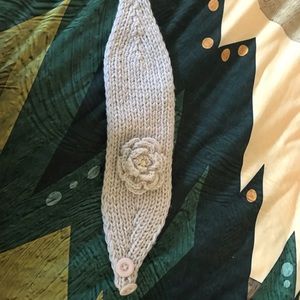 Crochet headband with flower